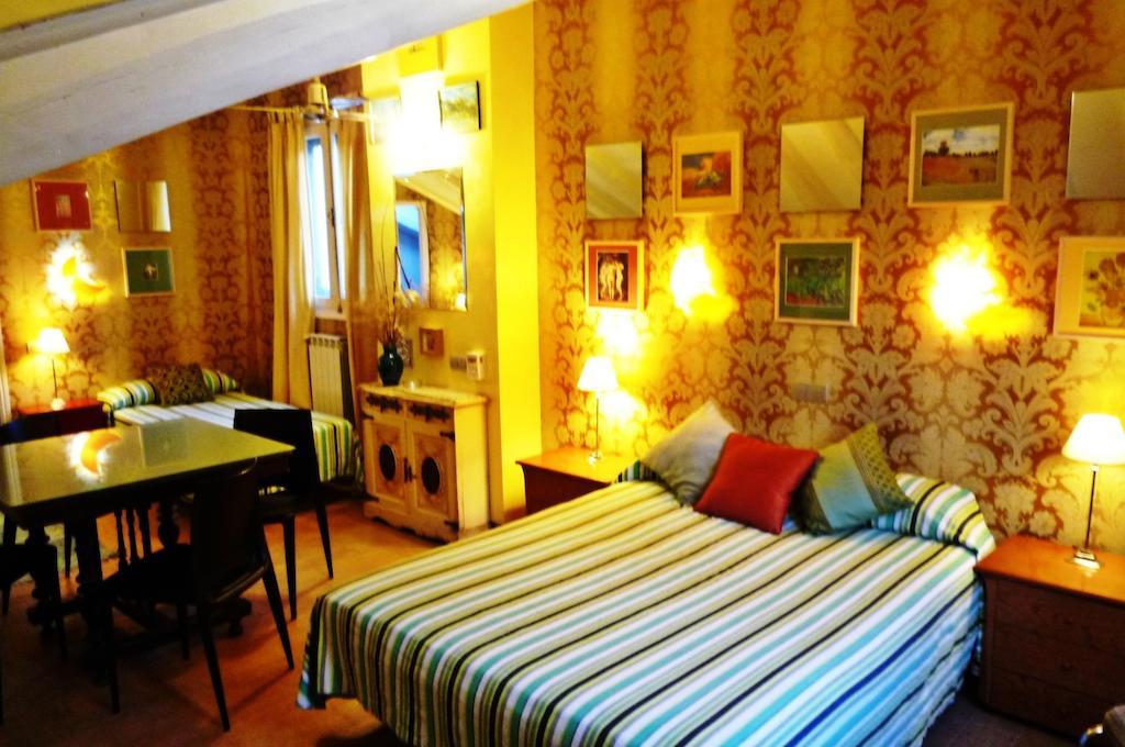 Casa De Huespedes Dolce Vita Madrid Rum bild