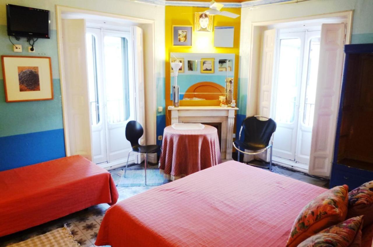 Casa De Huespedes Dolce Vita Madrid Exteriör bild
